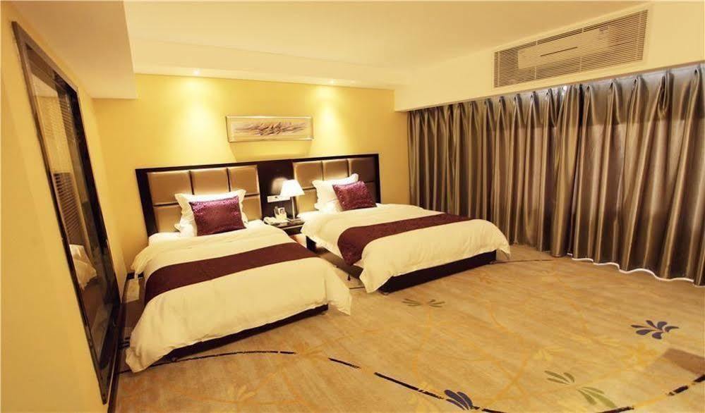 Yj Intl. Hotel Ta-mien-chen Екстериор снимка